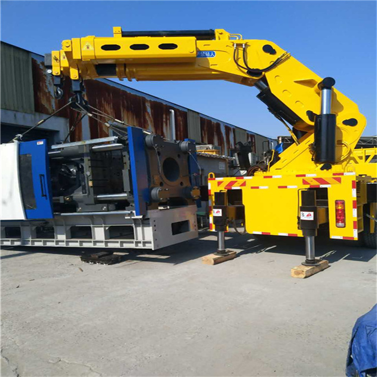 十堰 大吨位折臂吊出租费用解析：一小时租赁多少钱