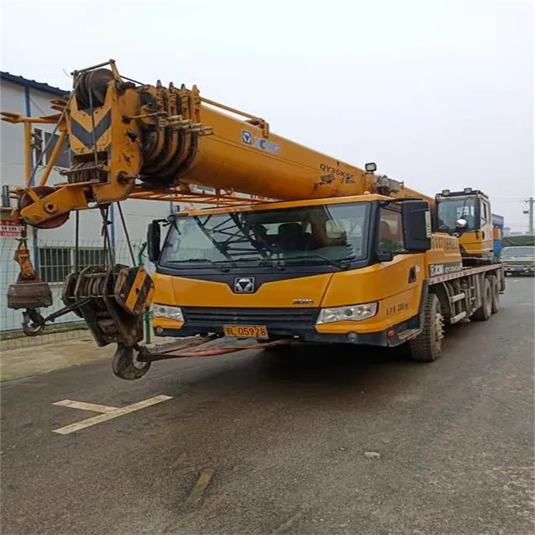 十堰吊车出租保险：全面覆盖，安全无忧