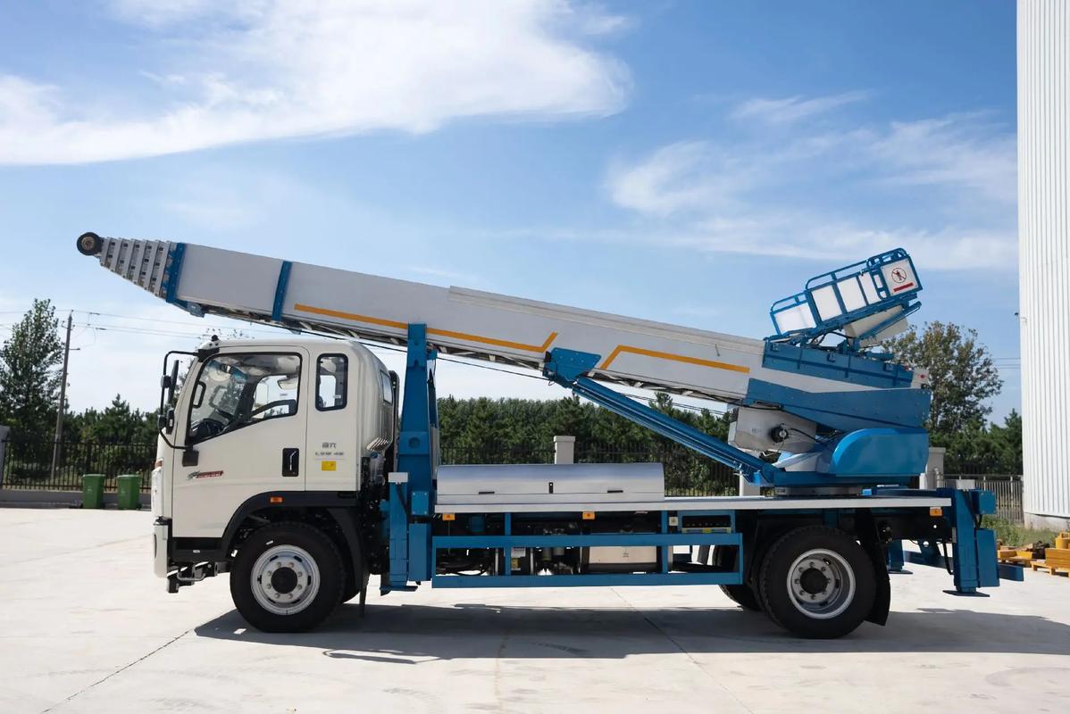 十堰云梯上料车租赁费用