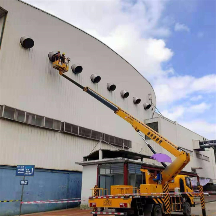 十堰高空作业车出租服务：专业广告牌安装解决方案