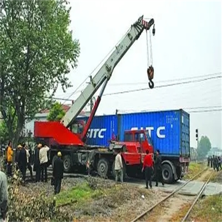 十堰如何快速找到附近的吊车救援公司