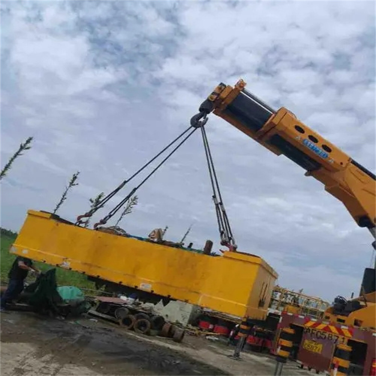 十堰随车吊吊集装箱怎么吊